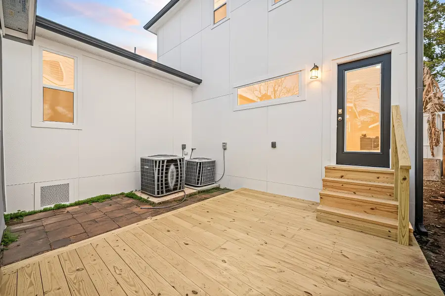 110 Kendall Street, Houston, TX 77003 - #2