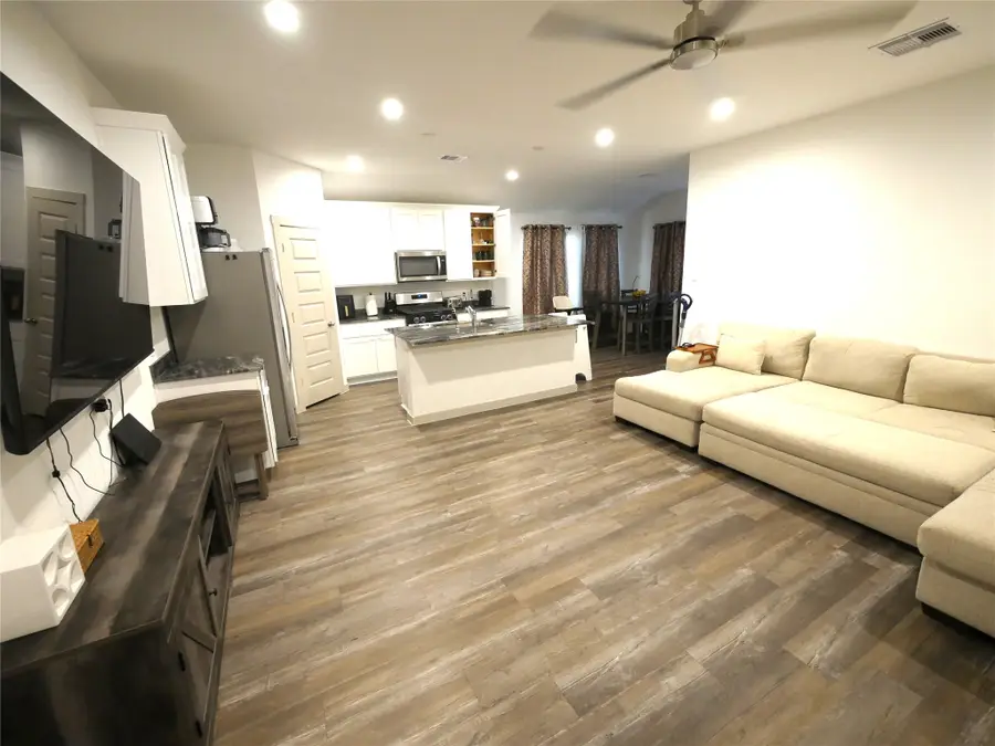 1044 Marina Bay Drive, Alvin, TX 77511 - #2