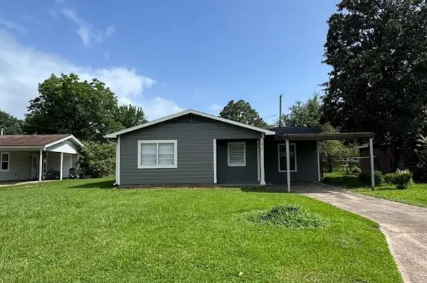 1819 Lincoln Drive, Orange, TX 77630