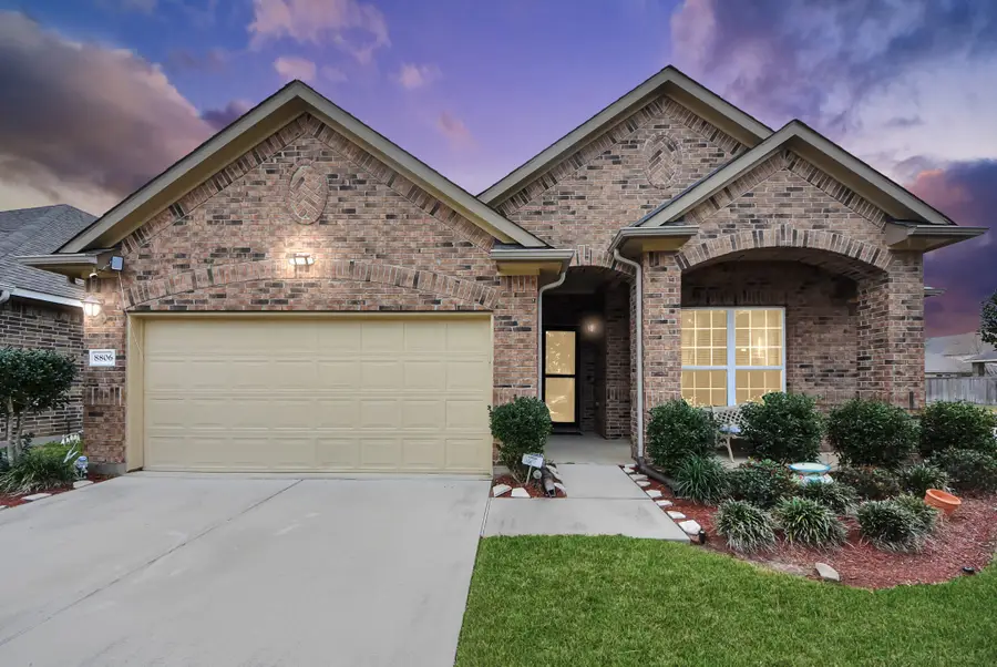 8806 Chapada Highlands Drive, Cypress, TX 77433 - #2