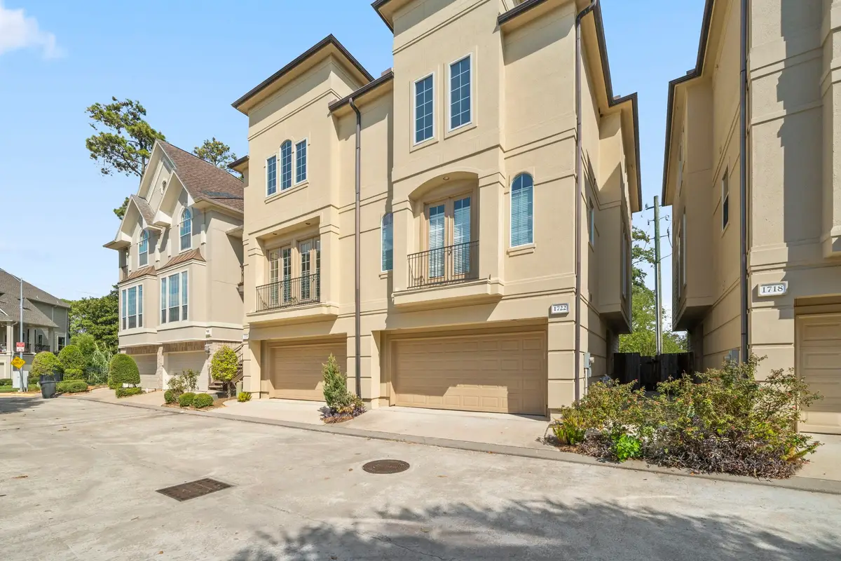 1726 Stacy Falls, Houston, TX 77008 - Image #1