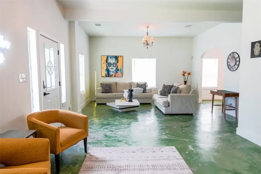2509 Everett Street, Houston, TX 77009 - #2