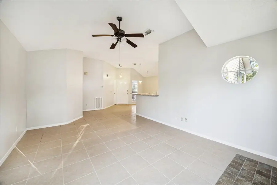 3317 Golden Trails Drive #802, Kingwood, TX 77345 - Image #3