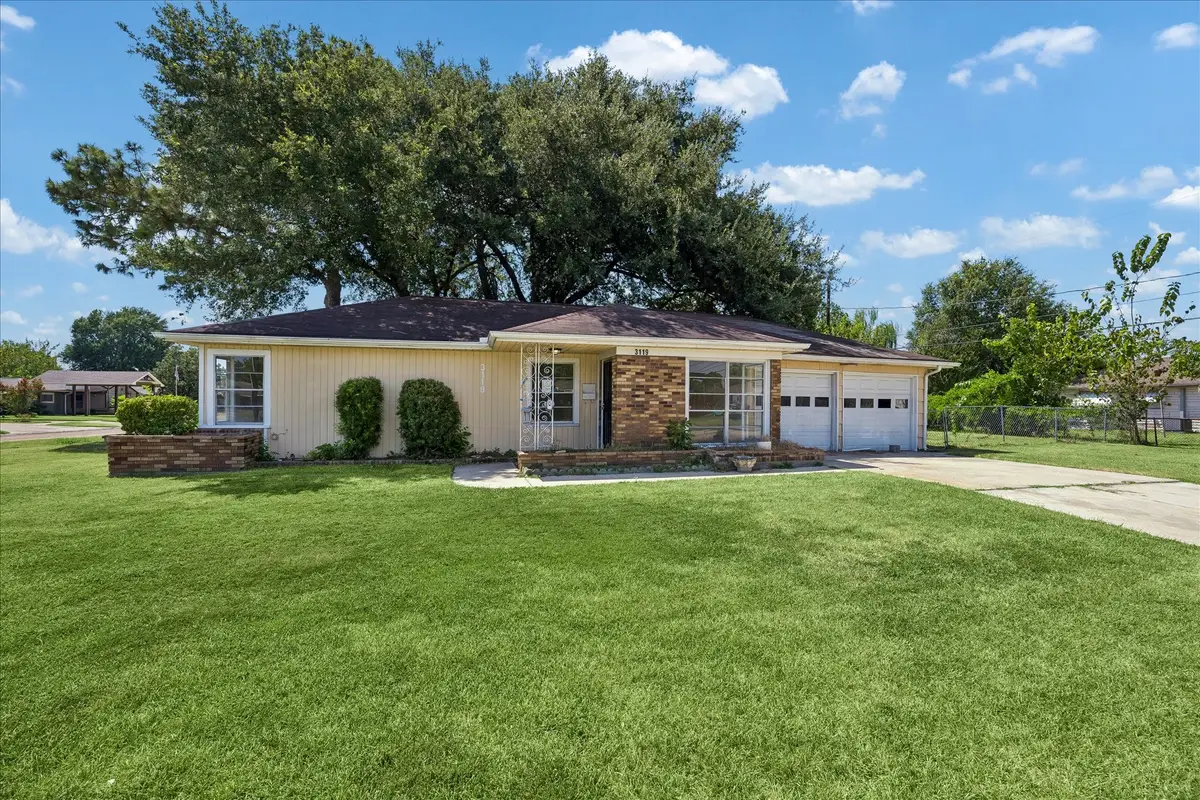 3119 Chestershire Drive, Pasadena, TX 77503 - #1