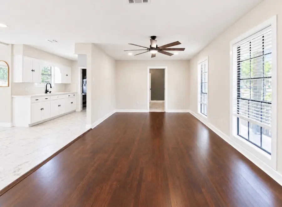 5618 Southbrook Street, Houston, TX 77033 - #3