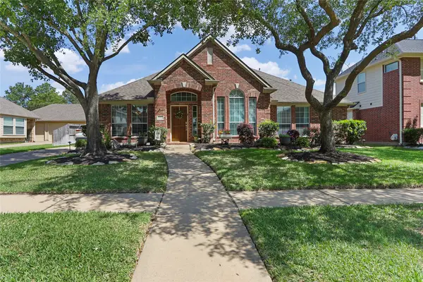 15714 Spring Trail, Houston, TX 77095