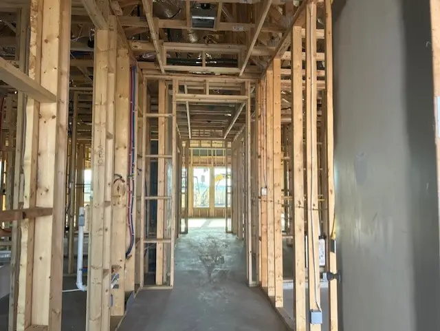 318 Legacy Point Drive, Sealy, TX 77474 - Image #3