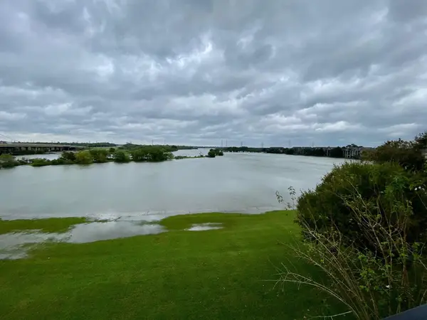 18800 Egret Bay Boulevard #102, Webster, TX 77058