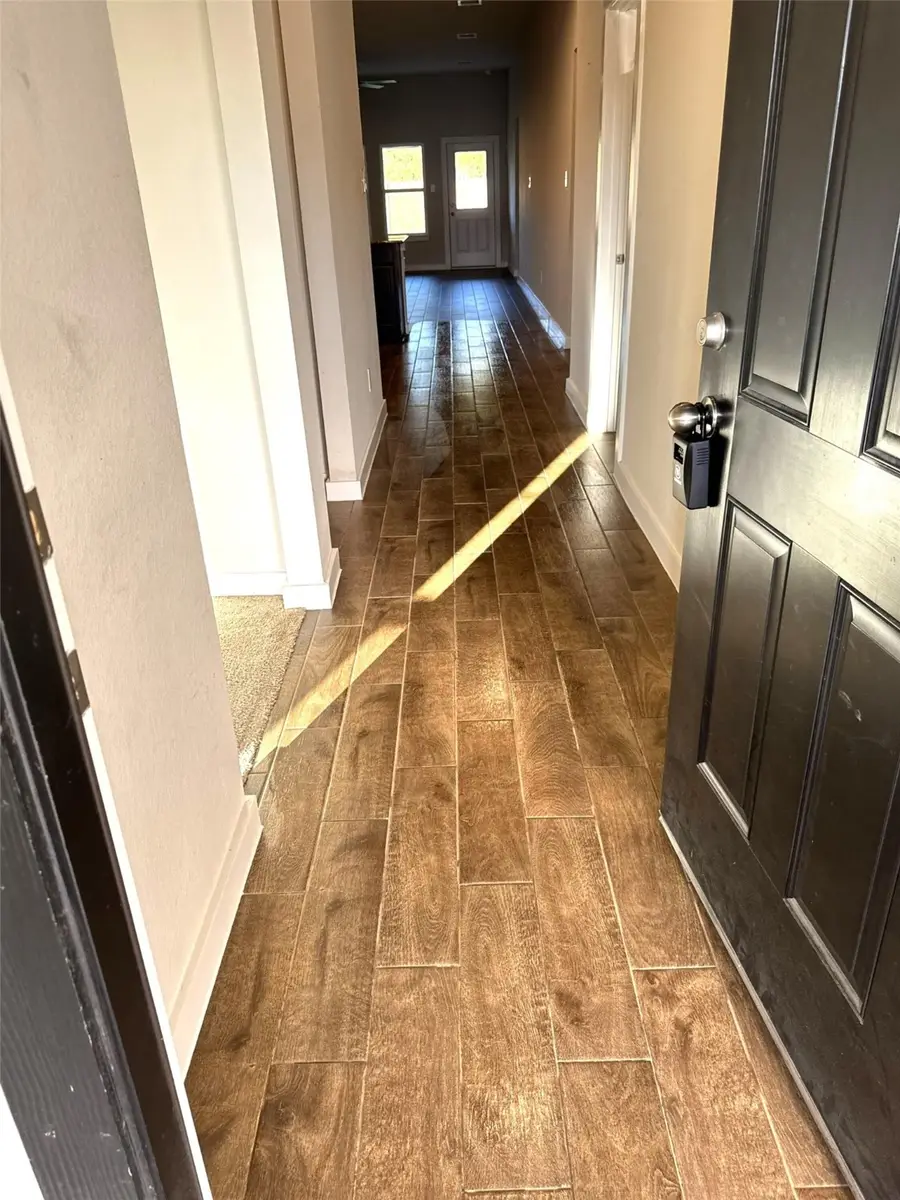 11710 Canby Oak Street, Houston, TX 77066 - Image #2