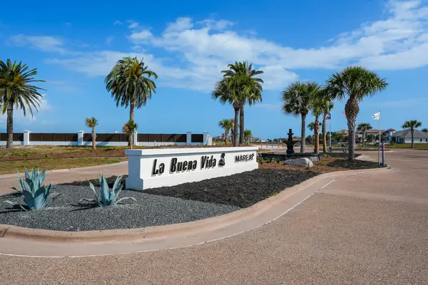 36 La Buena Vida Drive, Aransas Pass, TX 78336