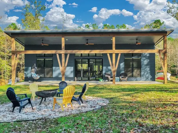 1185 County Road 4921, Etoile, TX 75944