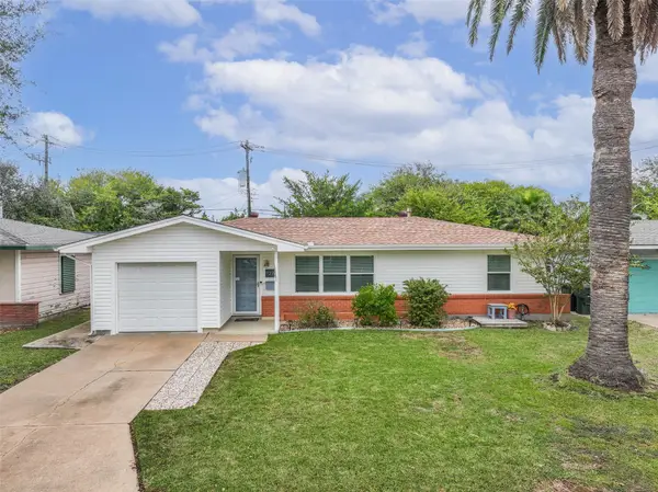126 Tuna Street, Galveston, TX 77550