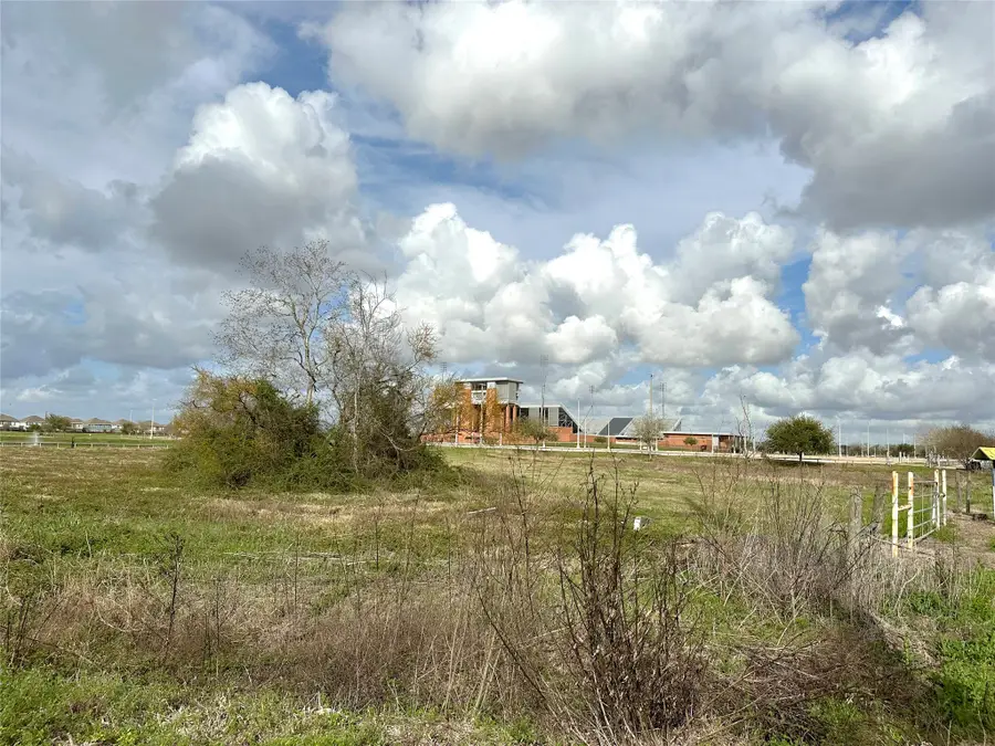 4011 Davenport Parkway, Rosharon, TX 77583 - #2