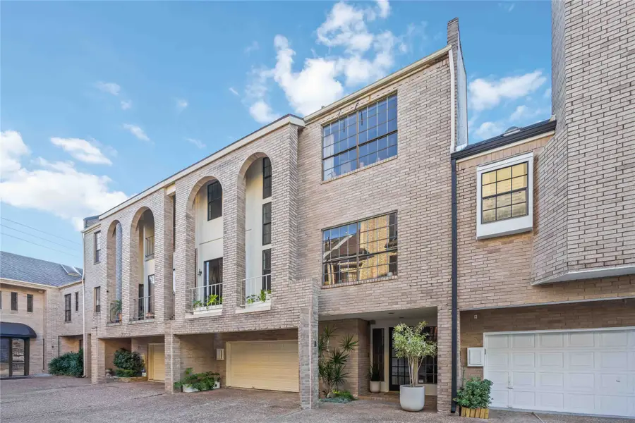 1425 Nantucket Drive #B, Houston, TX 77057 - Image #3