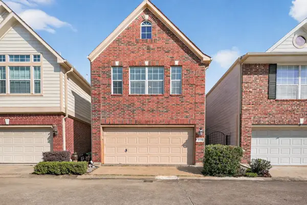 2636 Couch Street, Houston, TX 77008