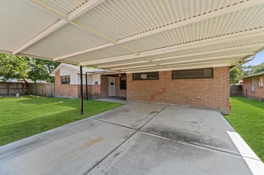 121 Bluebird Lane, Pasadena, TX 77502 - #3