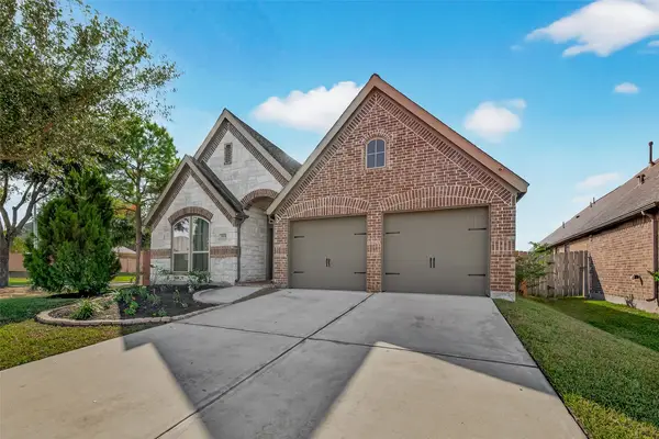 2924 Brighton Trails Lane, Pearland, TX 77584