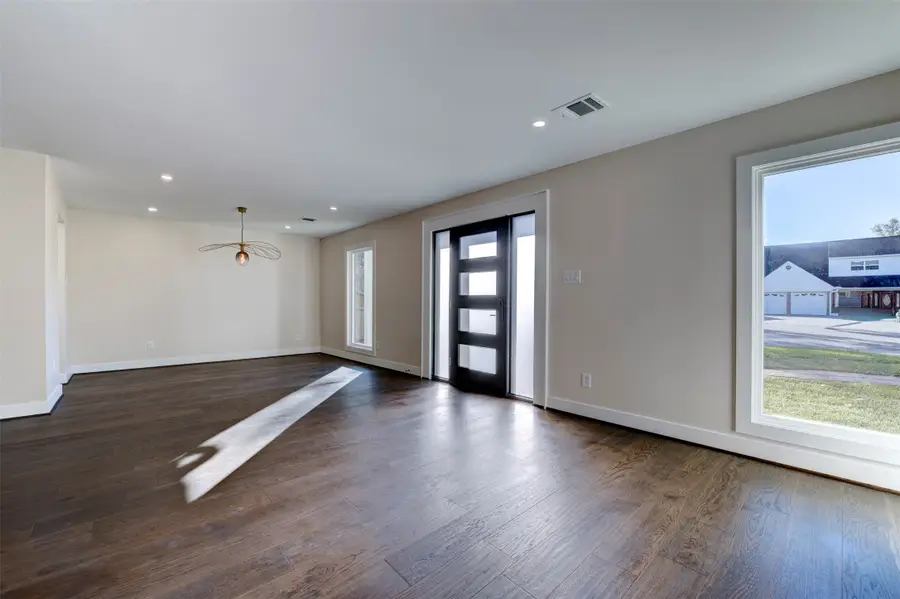 12518 Woodthorpe Lane, Houston, TX 77024 - Image #3