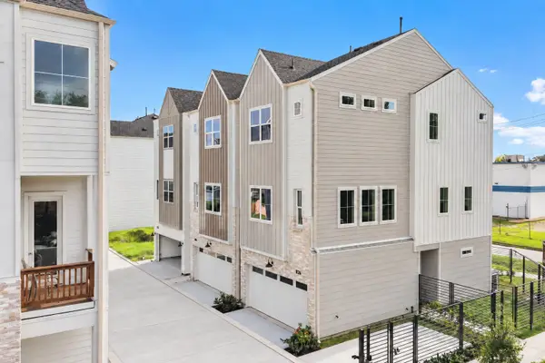 1126 Weiss Street, Houston, TX 77009
