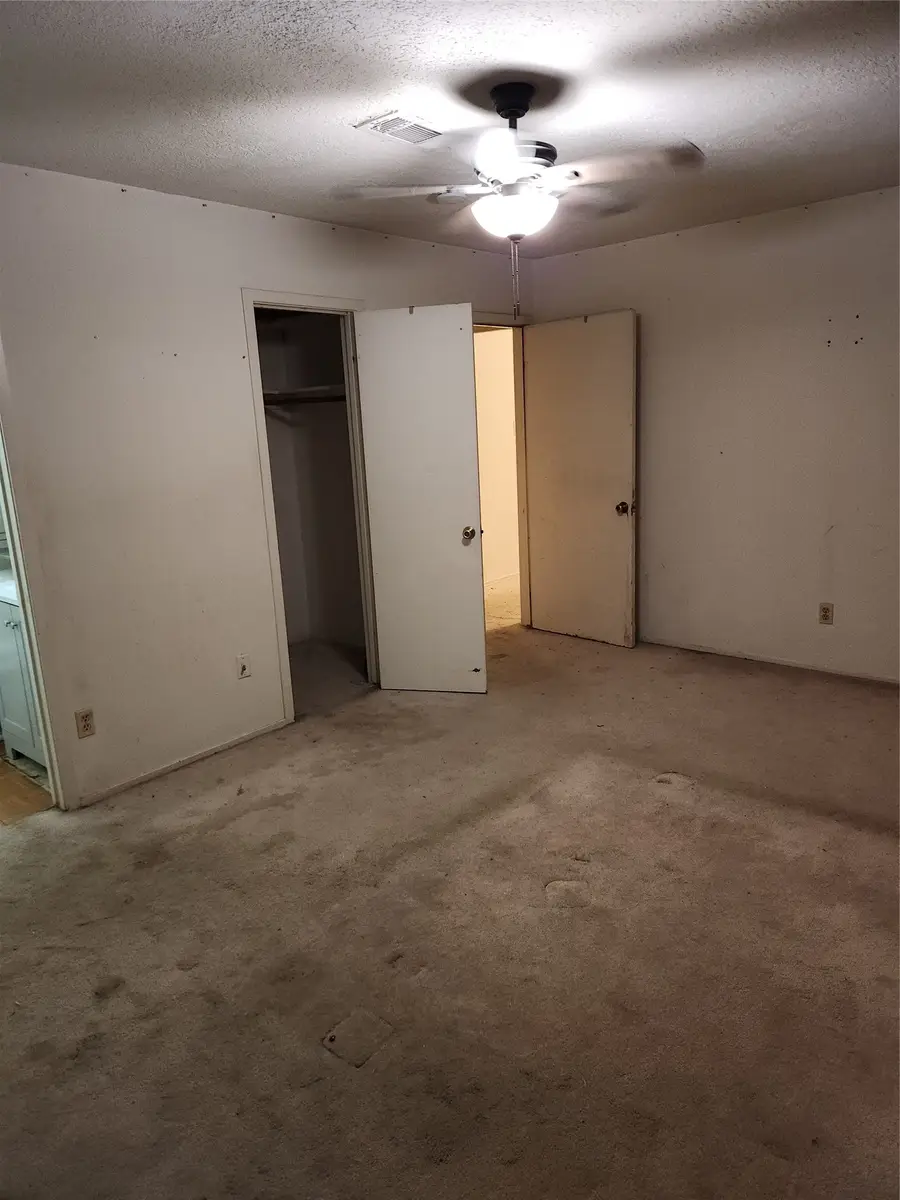 11802 S Kathy Avenue, Houston, TX 77071 - #2