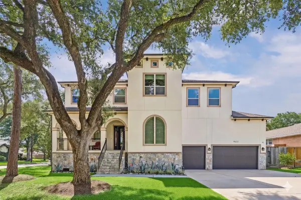 9622 Cedarhurst Drive, Houston, TX 77096