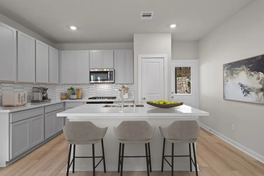 12211 Ridge Top Drive, Conroe, TX 77304 - Image #2