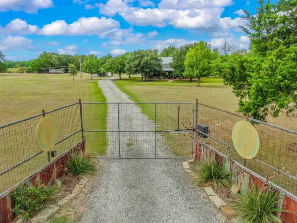 2848 Fm 166 Farm To Market Rd, Caldwell, TX 77836