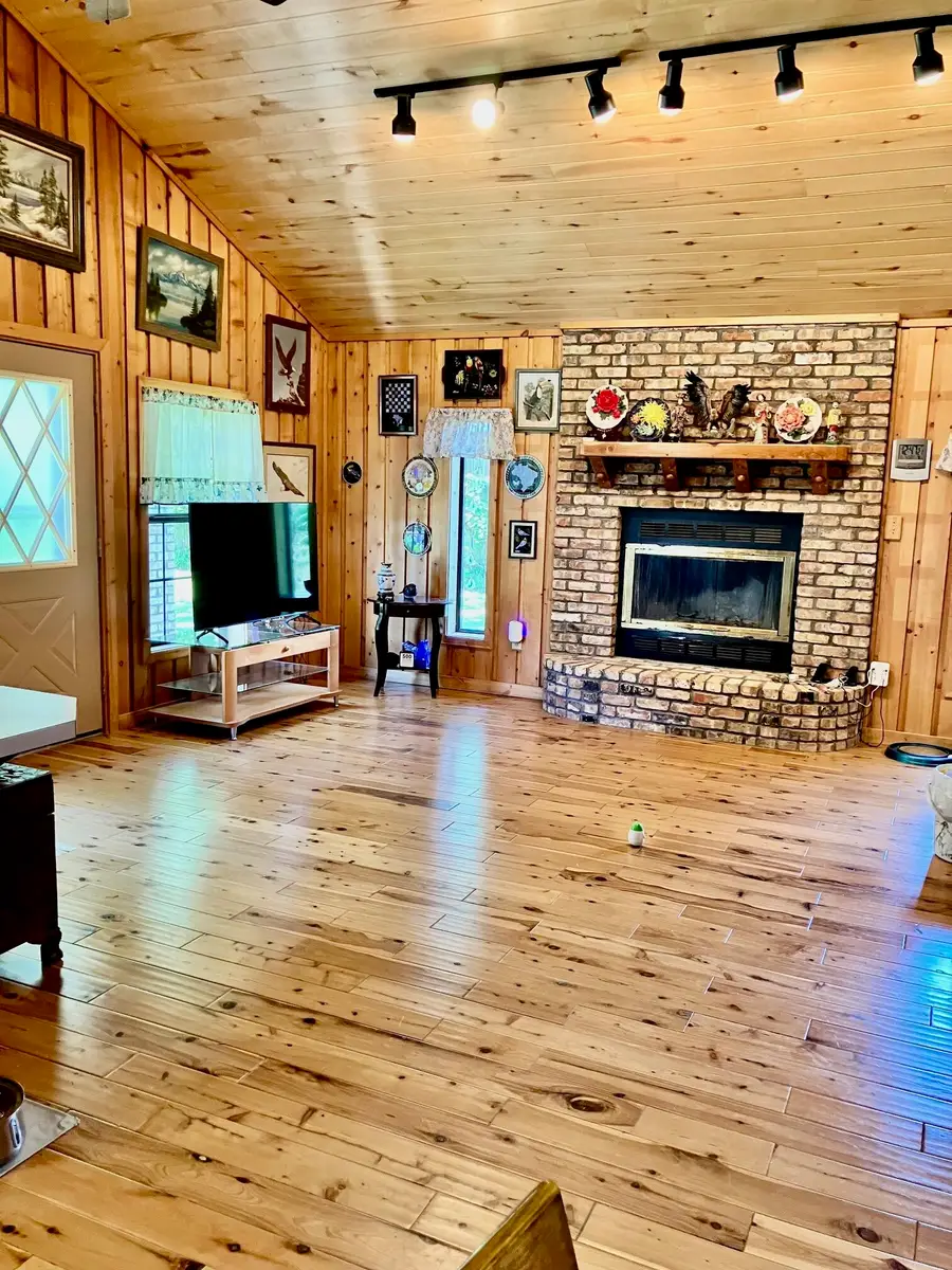 912 Twin Cedar Drive, Hemphill, TX 75948 - #2