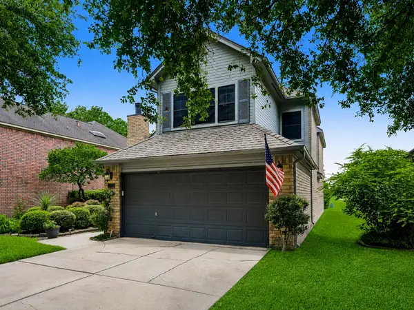 4758 Oakmont Court, League City, TX 77573