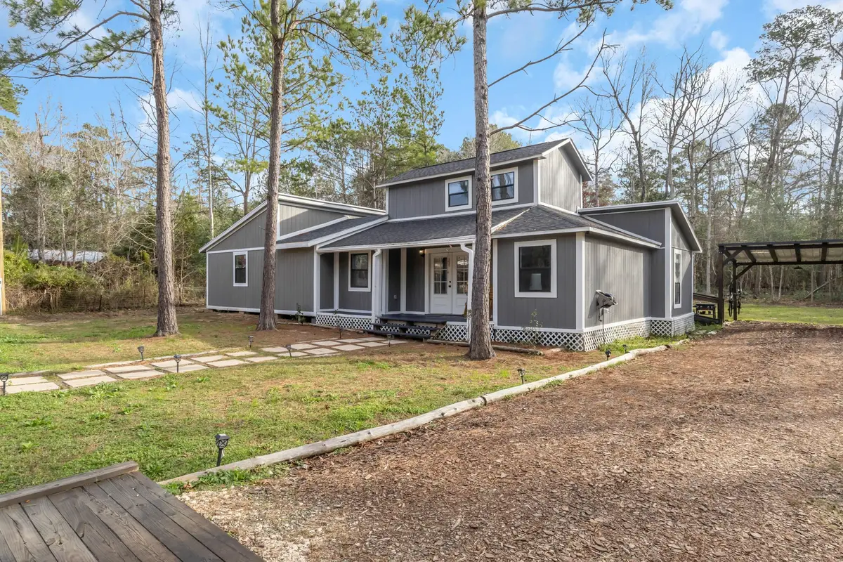 208 Dogwood Circle, Woodville, TX 75979 - Image #1