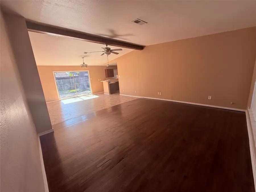 4427 Trafalgar Drive, Houston, TX 77045 - Image #2