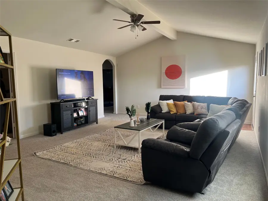 9511 Platinum Oaks Court, Iowa Colony, TX 77583 - Image #2