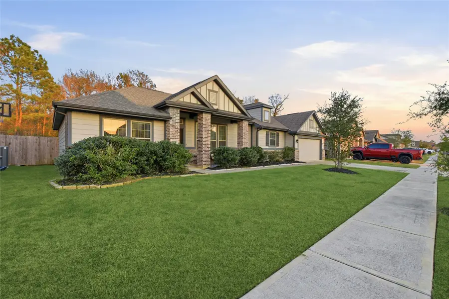 6818 Aspen Peak Drive, Baytown, TX 77521 - #2