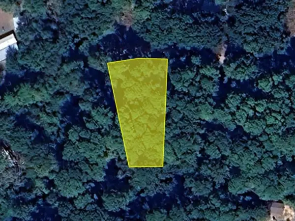 7804 N Creek, Plantersville, TX 77363