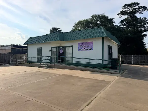 111 Barclay Street, Woodville, TX 75979