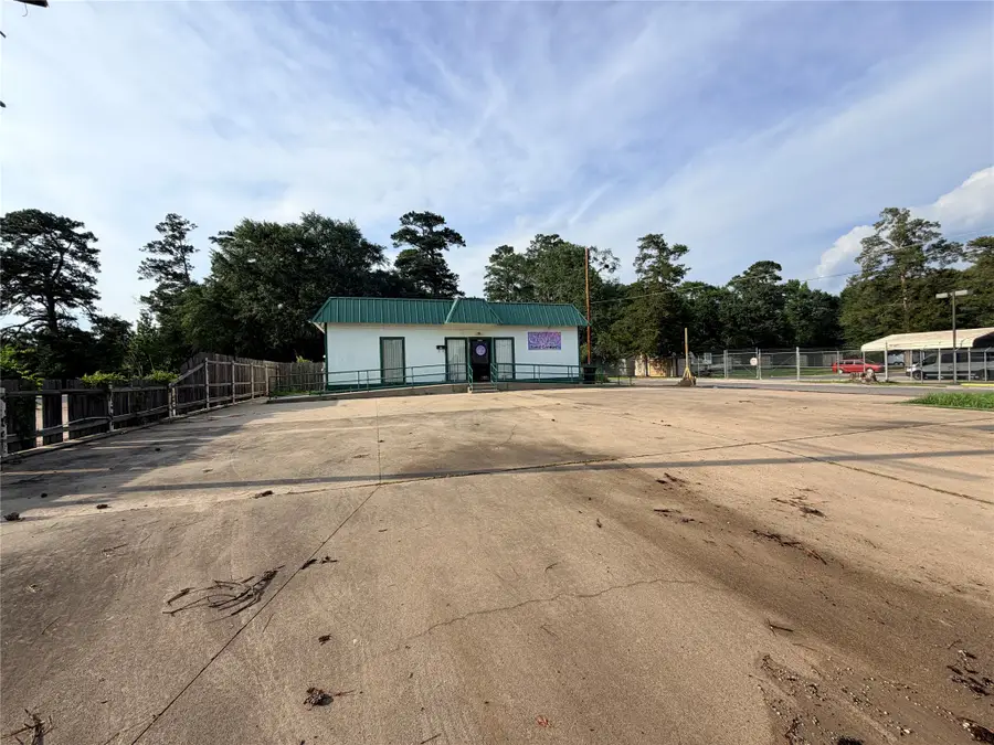 111 Barclay Street, Woodville, TX 75979 - #2