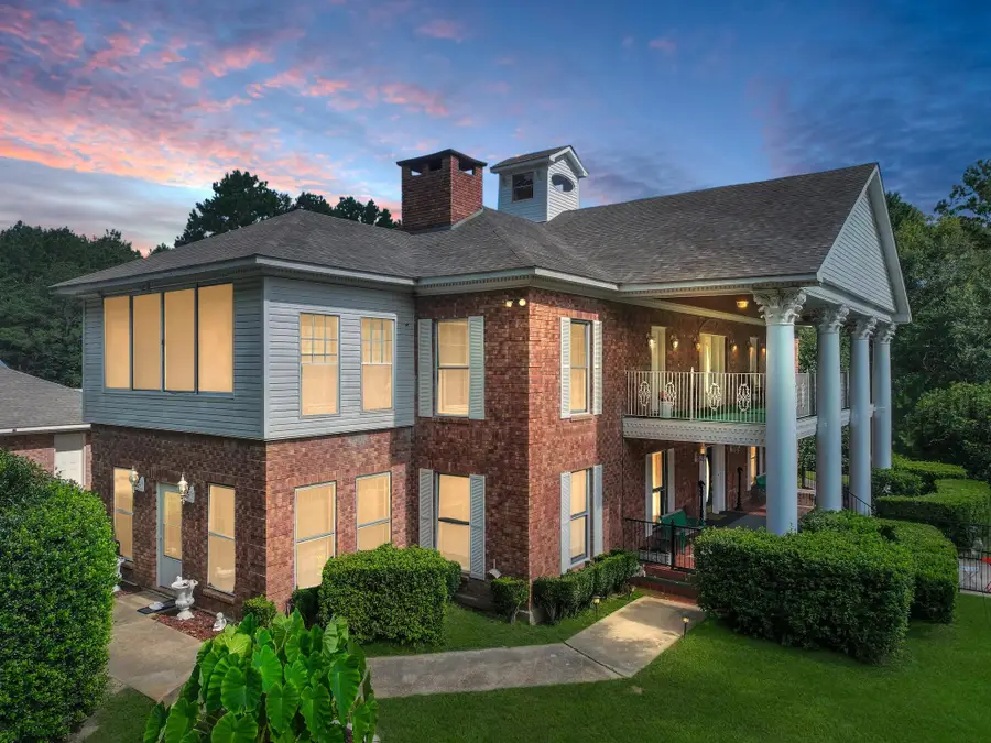 1800 S Magnolia Street, Woodville, TX 75979 - #2