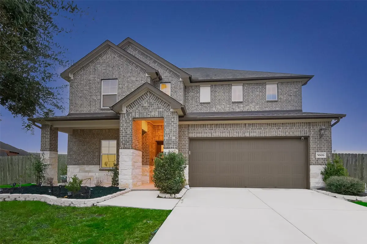 5806 Platinum Lakes Court, Richmond, TX 77469 - Image #1