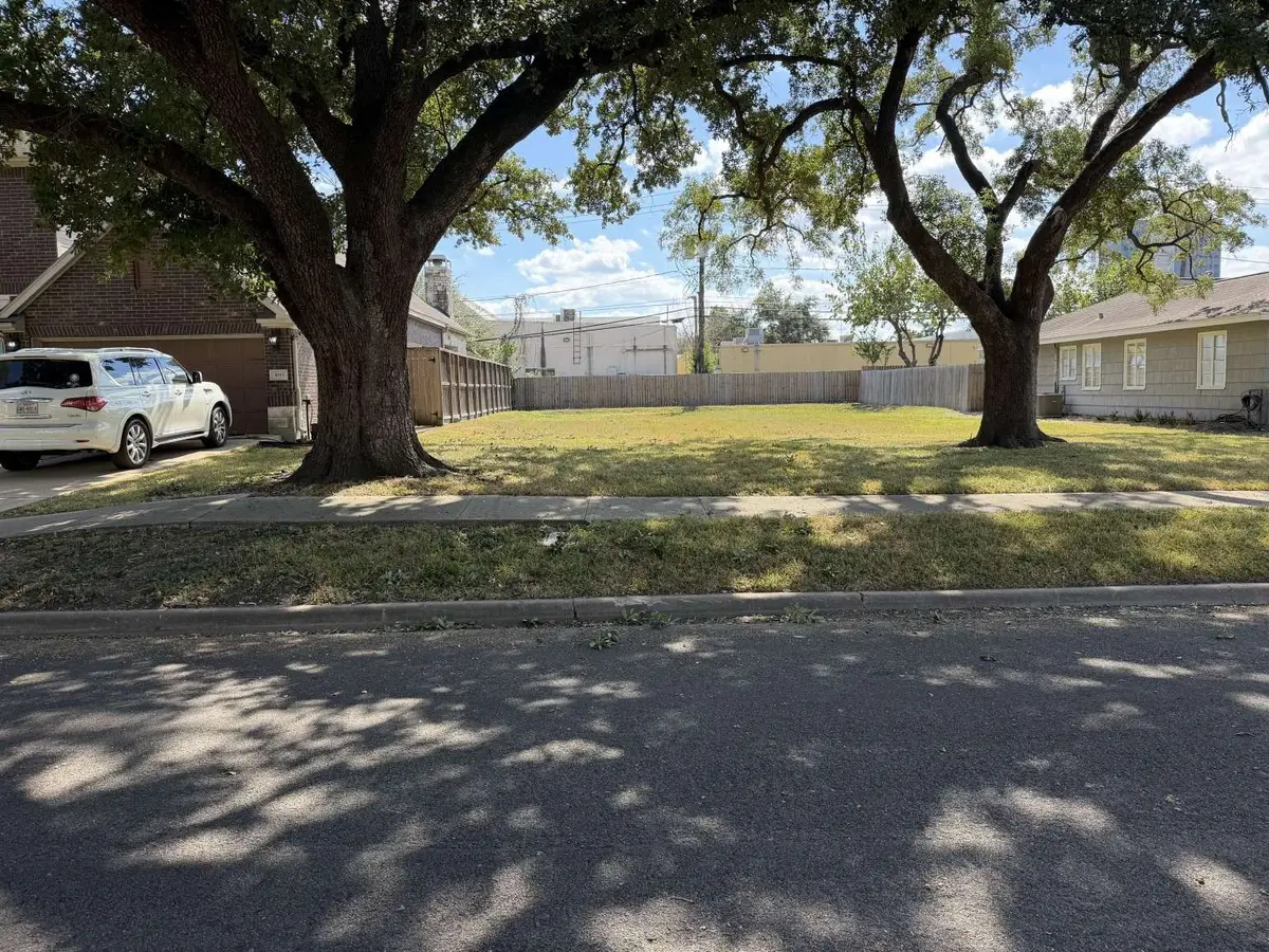 4019 Markham Street, Houston, TX 77027 - #1