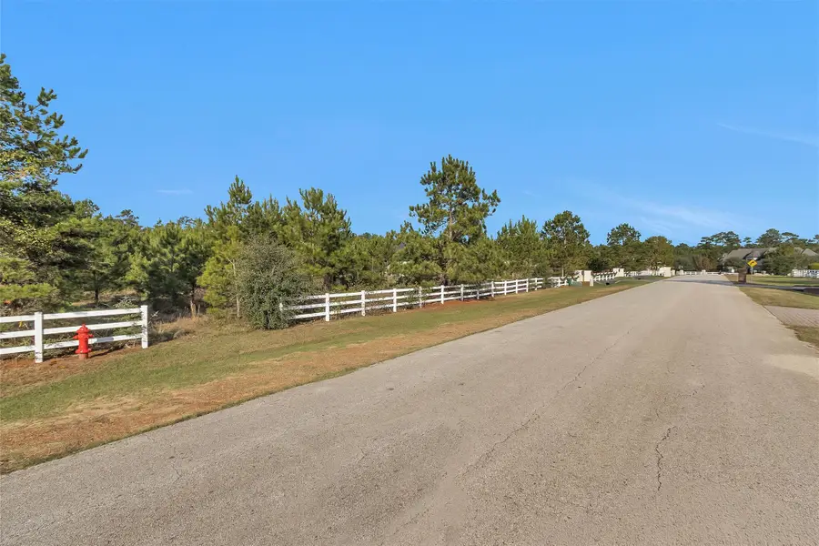 18482 Gary Player Drive, Montgomery, TX 77316 - Image #3