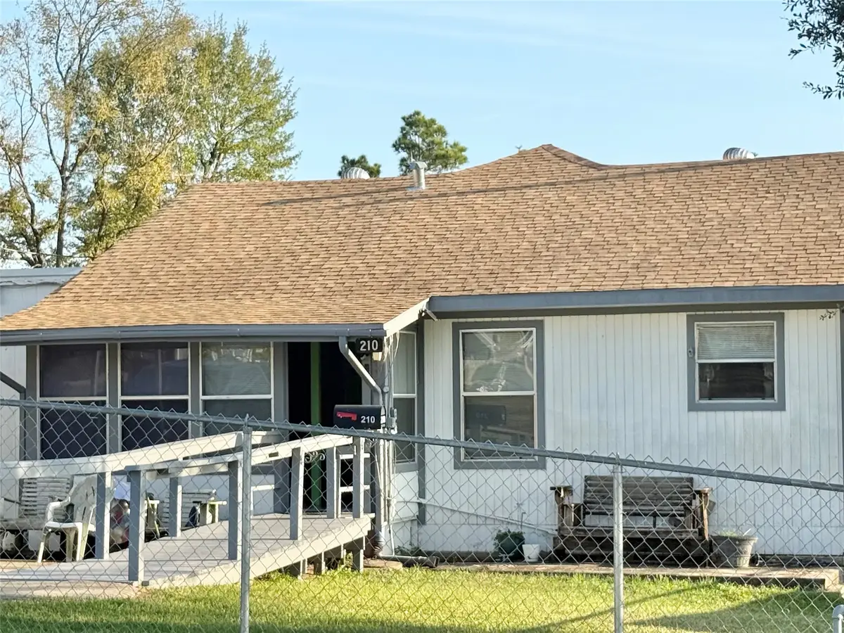 210 Magnolia Cove, Onalaska, TX 77360 - Image #1