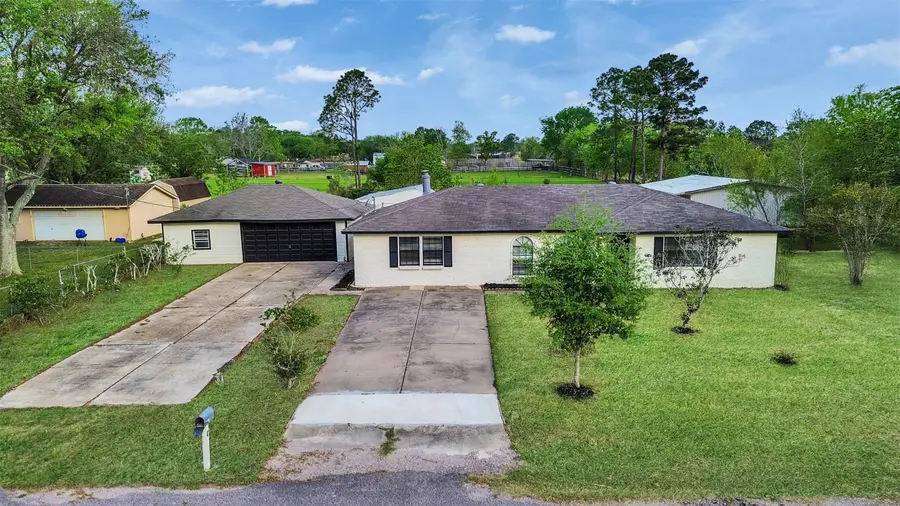 1905 County Road 235, Alvin, TX 77511 - #3