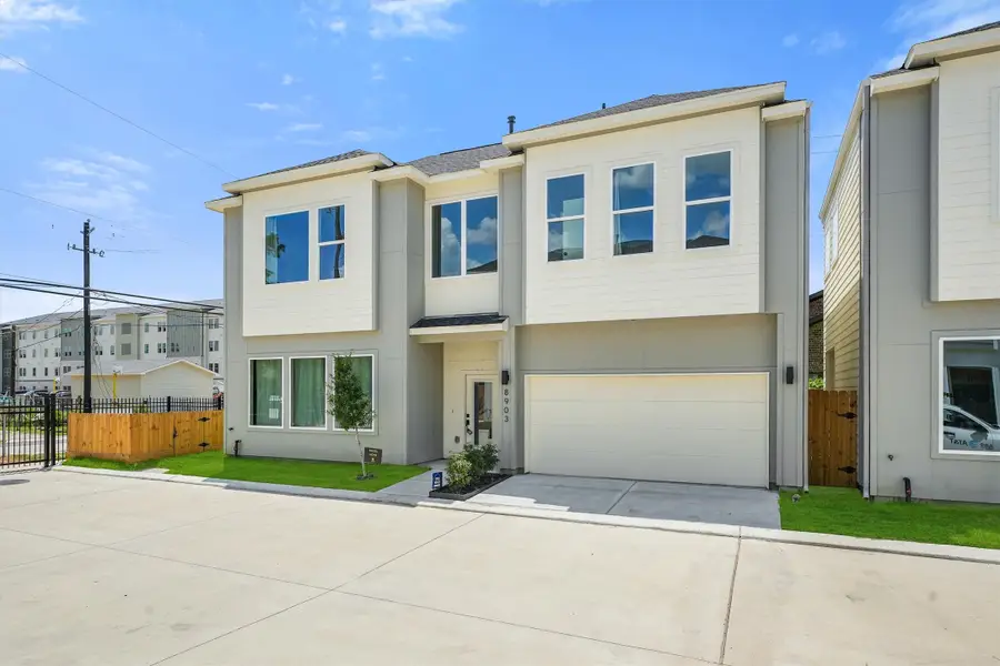 8912 Knoll Branch Drive, Houston, TX 77080 - Image #2