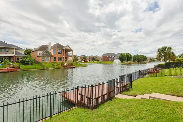 17919 Obelisk Bay Drive, Cypress, TX 77429