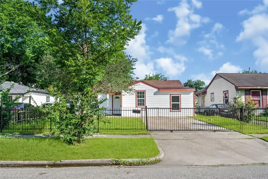 8423 Wier Drive, Houston, TX 77017 - #2