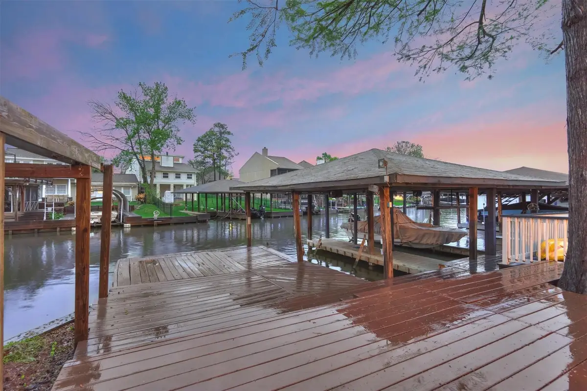 807 Paradise Lane, Montgomery, TX 77356 - #1