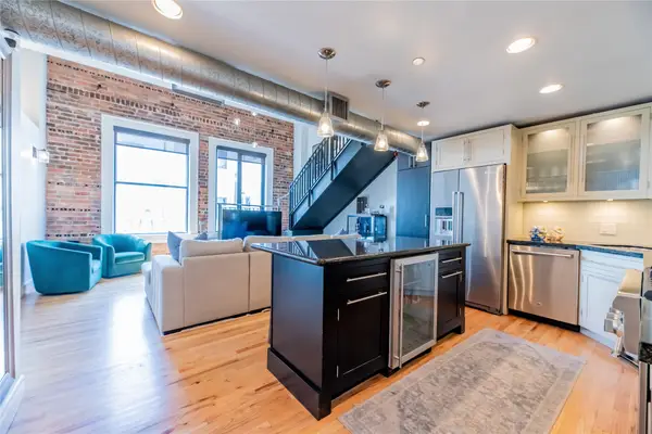 915 Franklin Street #9K, Houston, TX 77002