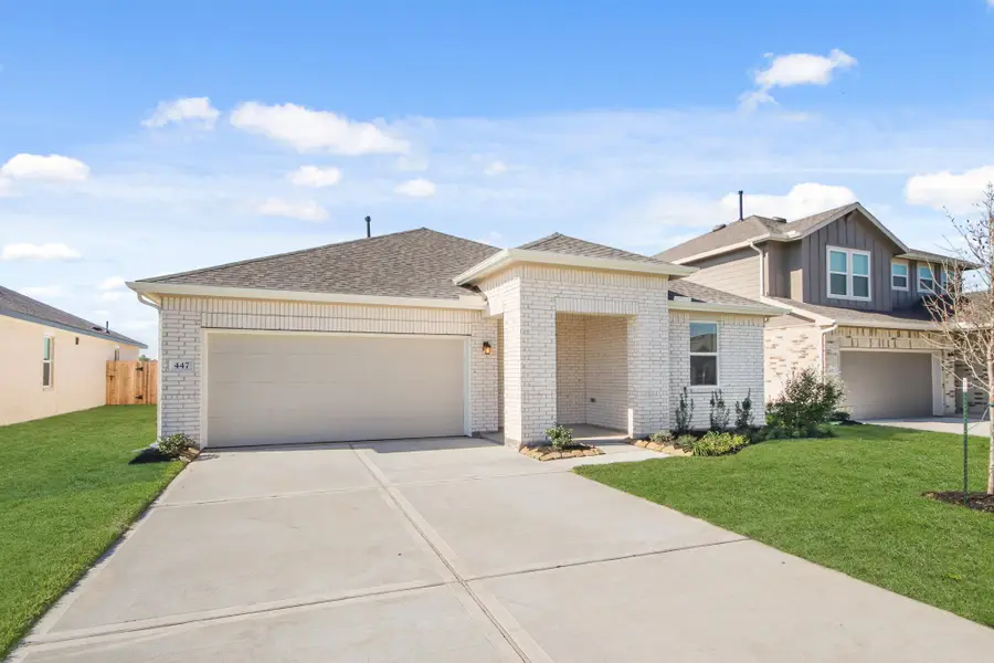 447 East Rose Marie Lane, Montgomery, TX 77356 - Image #2