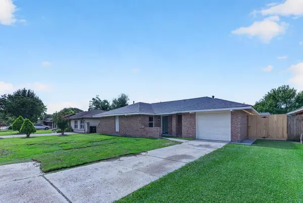 7315 Sawmill Trail, Houston, TX 77040