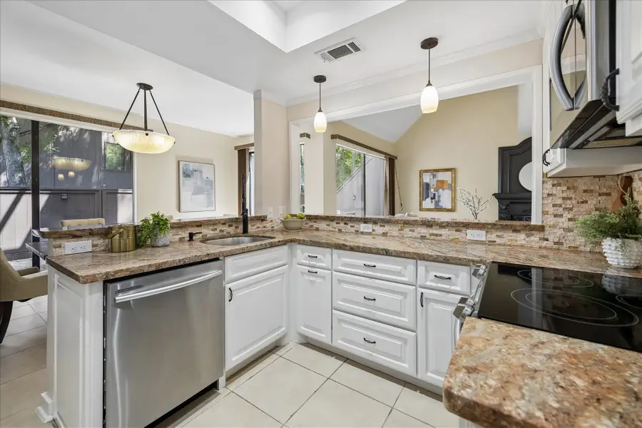 115 Litchfield Lane, Houston, TX 77024 - #3